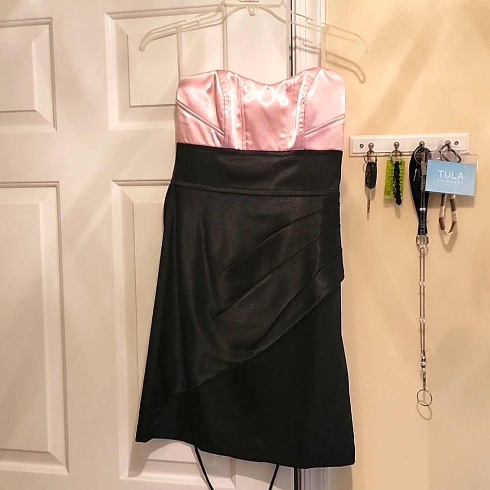 Teezeme Pink and Black cocktail dress size 5